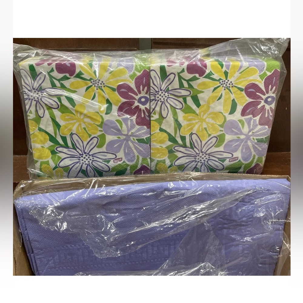 150 DIXIE Paper Napkins 6.5” & TABLECLOTH PARTY PICNIC Floral BBQ Yellow Purple